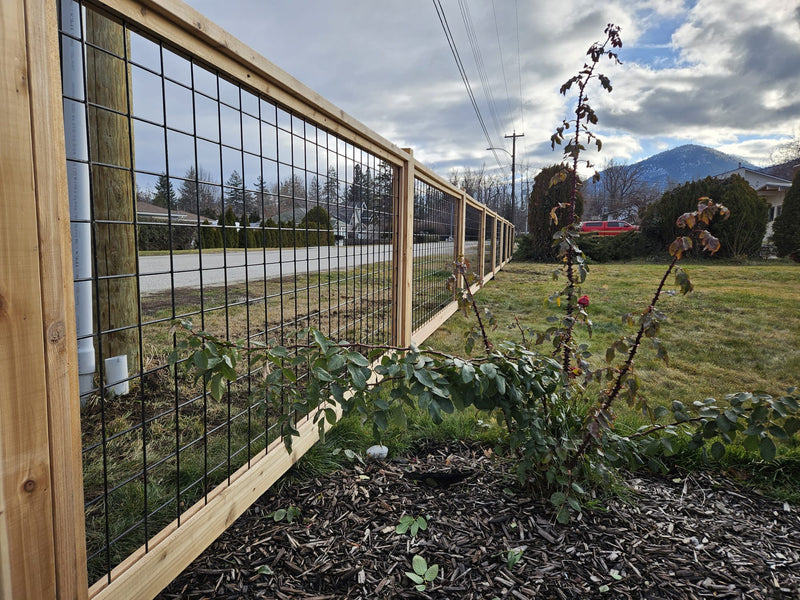 Load image into Gallery viewer, Black Hog Wire Fence Panels