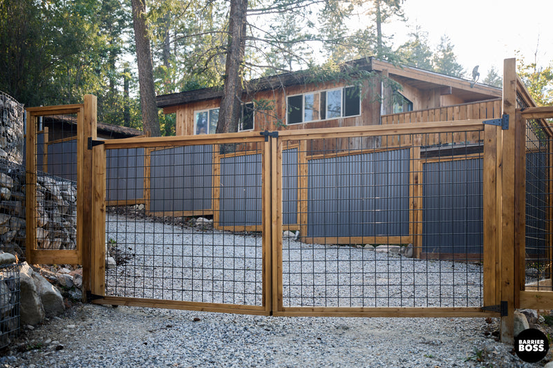 Load image into Gallery viewer, Black Hog Wire Fence Panels