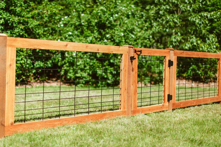 hog wire garden fence with hog wire gate