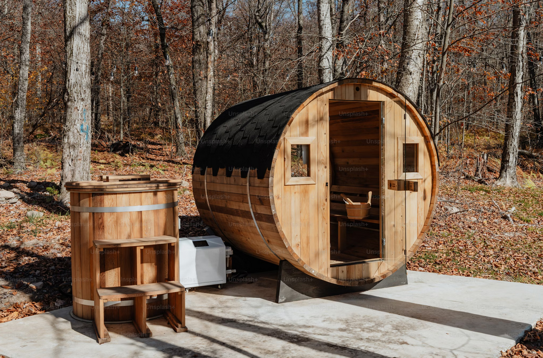 Chesapeake Barrel Sauna, pre-assembled Western Red Cedar   BarrierBoss